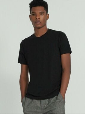 J Brand Men's Short Sleeve Crew Tee in Black